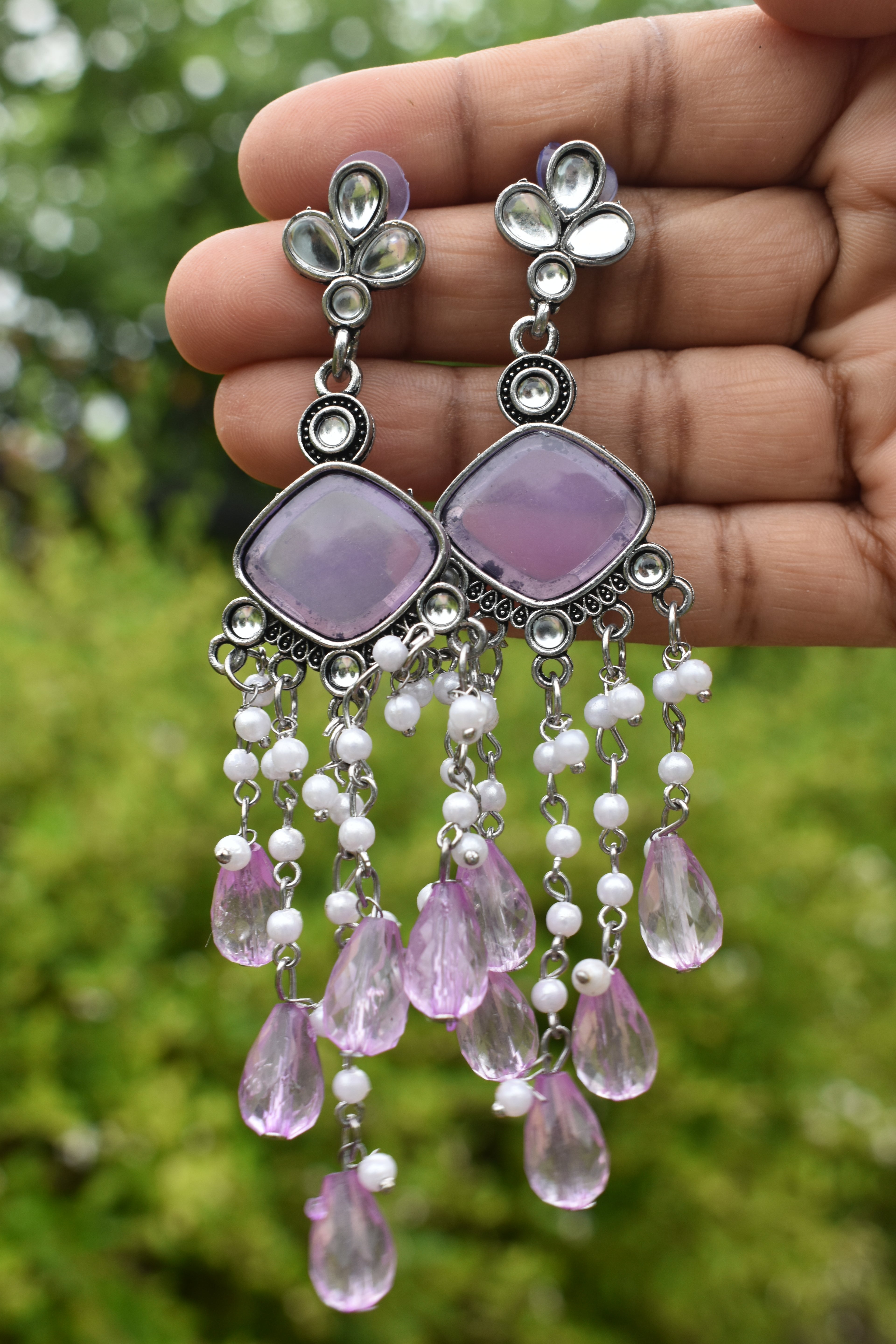 Elegant Stone Jhumka