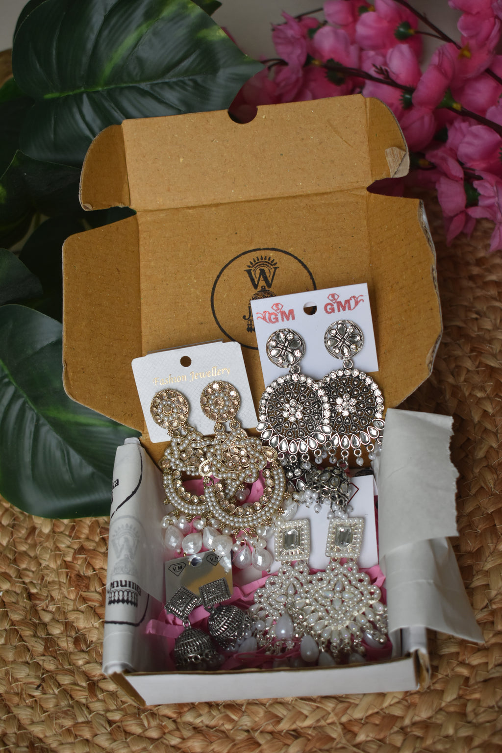 Budget-Friendly Jhumka Hamper – 3+1 Free Exclusive Jhumka