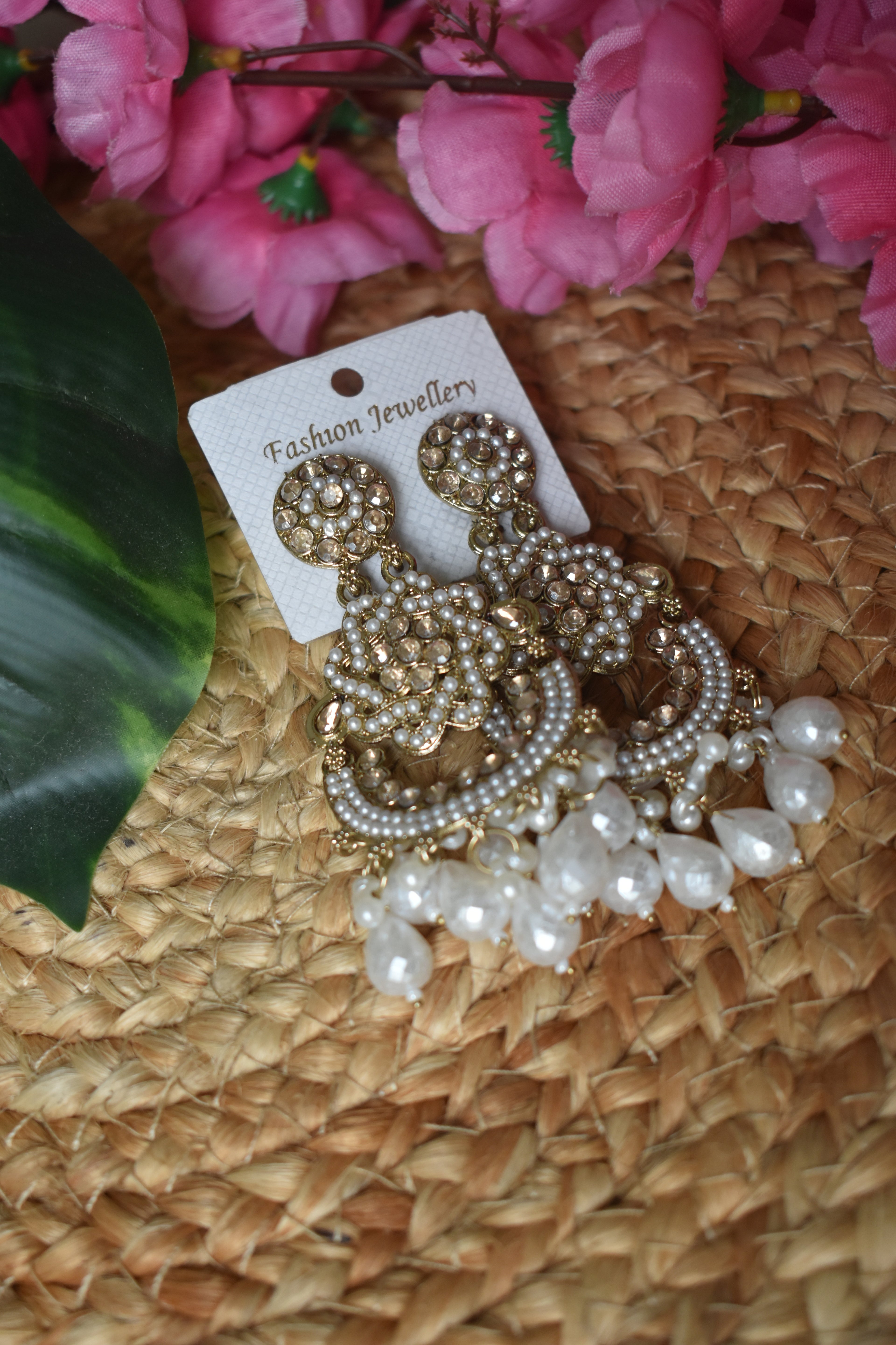 Budget-Friendly Jhumka Hamper – 3+1 Free Exclusive Jhumka