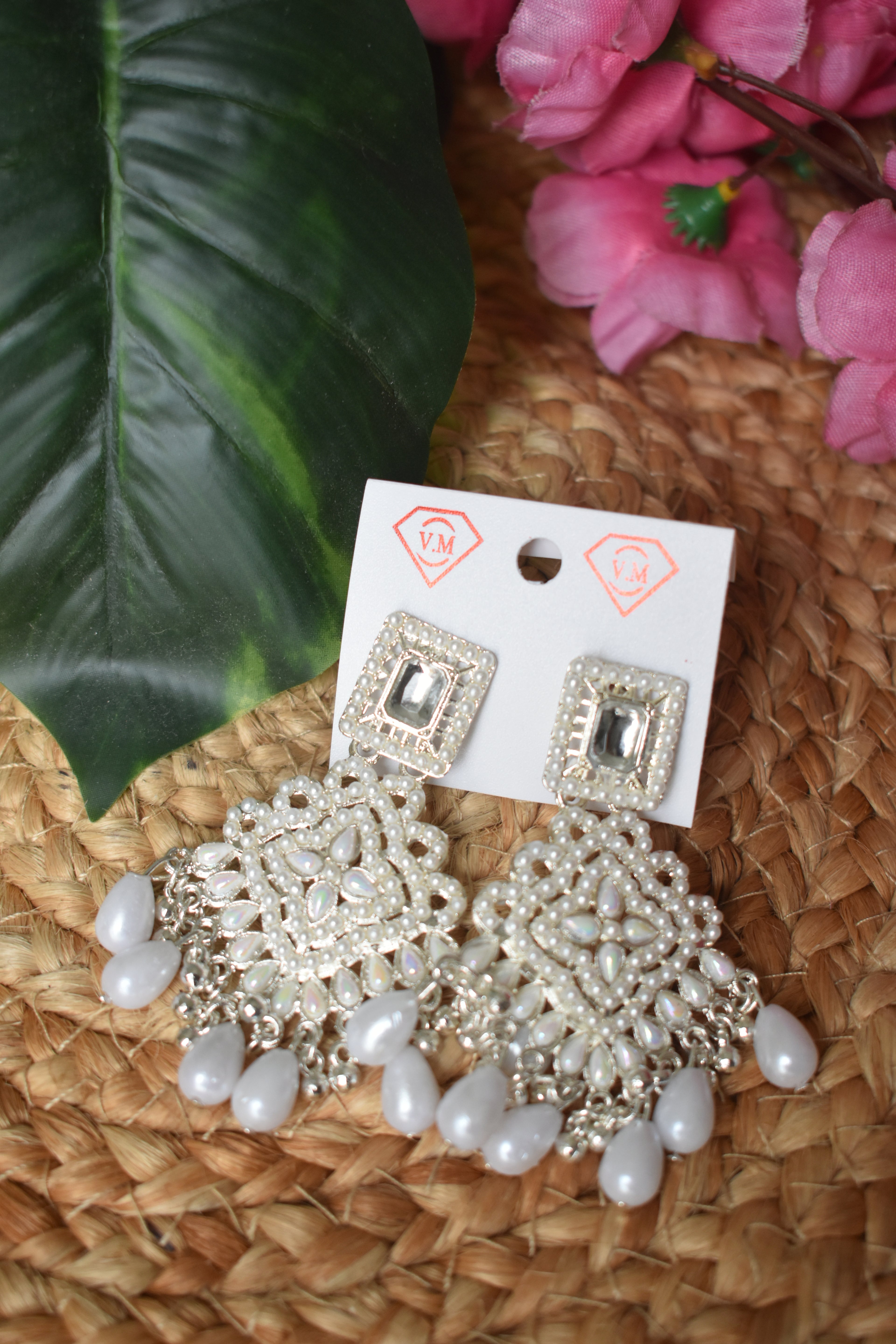 Budget-Friendly Jhumka Hamper – 3+1 Free Exclusive Jhumka